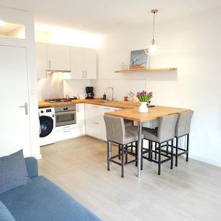 2-Room Apartment + 2 E-Bikes Alkmaar Exteriör bild
