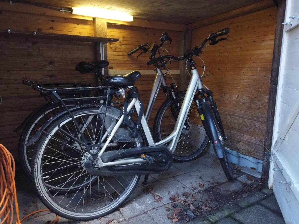 2-Room Apartment + 2 E-Bikes Alkmaar Exteriör bild